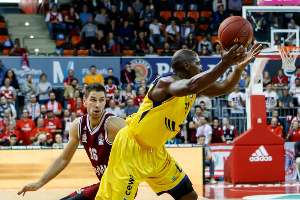 迫而闻名 迫而闻名